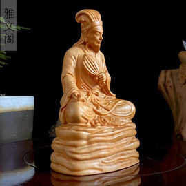 厂家批发柏木雕刻孔明先生件规格13×8×5.8家居工艺摆书房饰摆