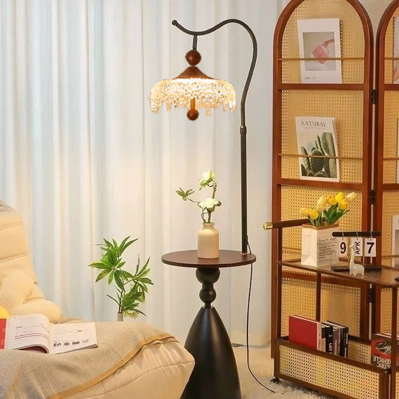 Full Spectrum Vintage Floor Lamp, Retro Living Room Sofa Side Atmosphere Lamp, Bedroom Design Bedside Lamp