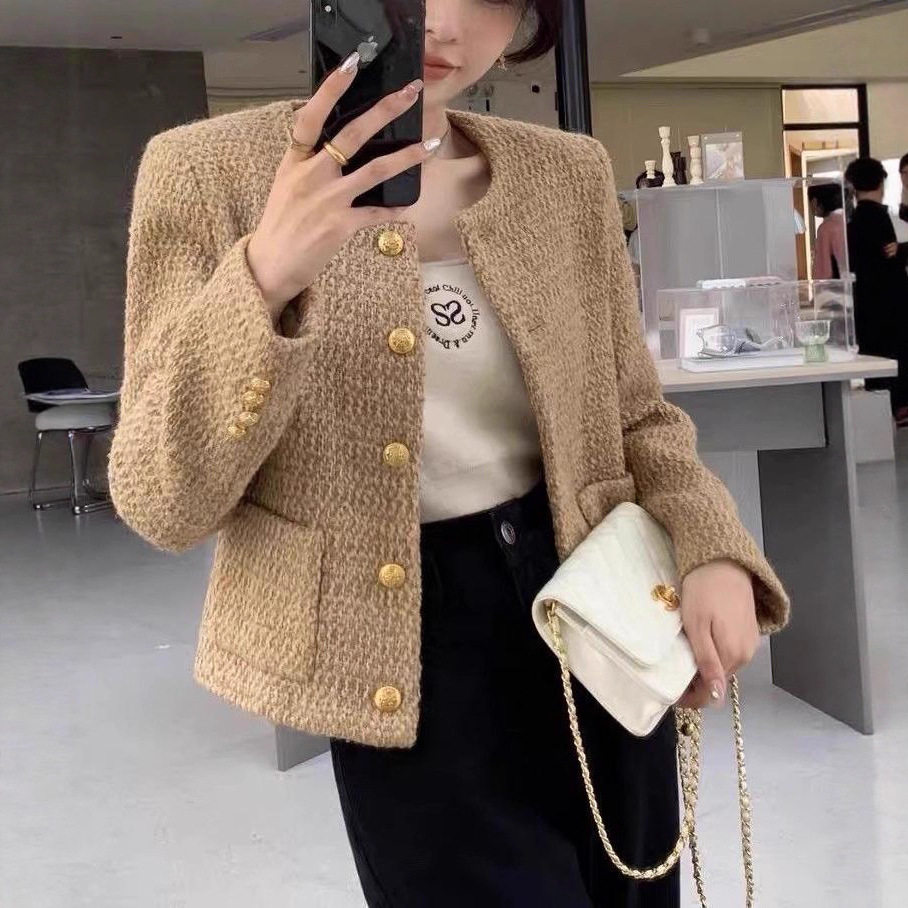Áo khoác ngắn nữ dáng Chanel cổ tròn tay dài phong cách công sở thanh lịch — sâm panh