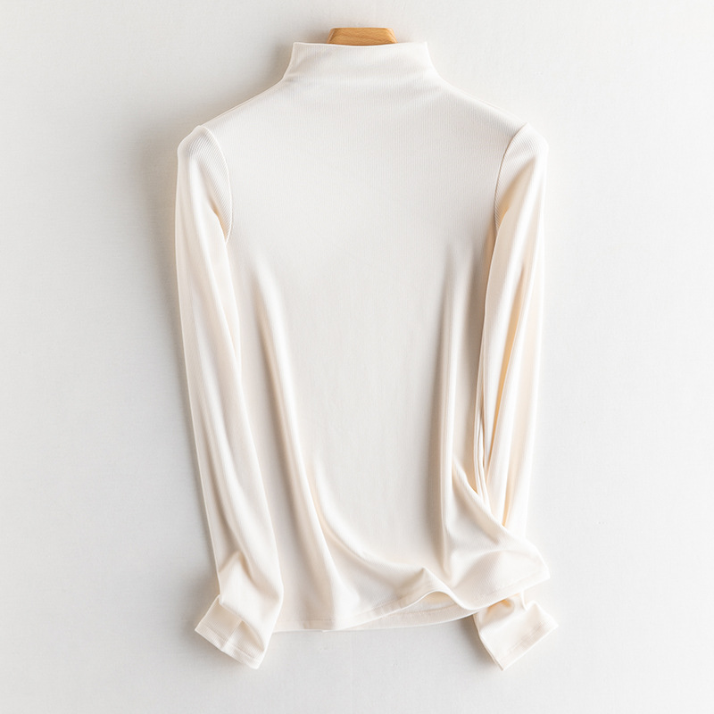 오프화이트 하프 터틀넥