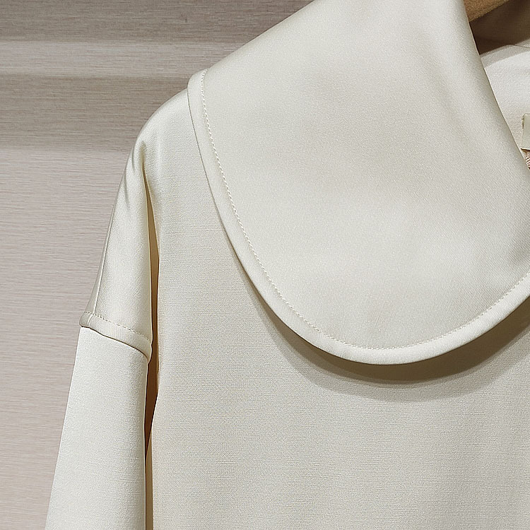 1件起批2025冬女装 XRJ7G02D米白色优雅淑女风衣棉服外套S250800|undefined