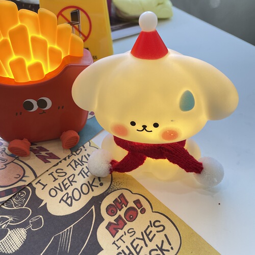 Cute Internet celebrity scarf puppy Christmas atmosphere night light bedside lamp student dormitory decoration lamp BH383 