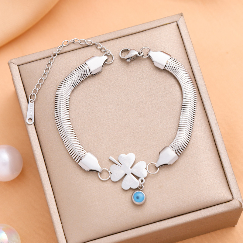 Ventas transfronterizas calientes nuevas pulseras de acero de titanio personalidad femenina de alto nivel diseño ligero de lujo moda temperamento versátil joyería de acero de titanio image 62