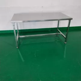 工作台;塑料桌椅;托架