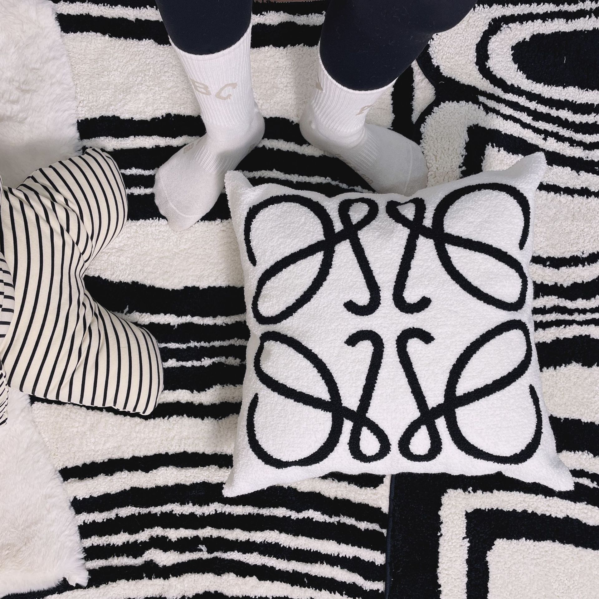 e597dd0674d94714d380824583ac38