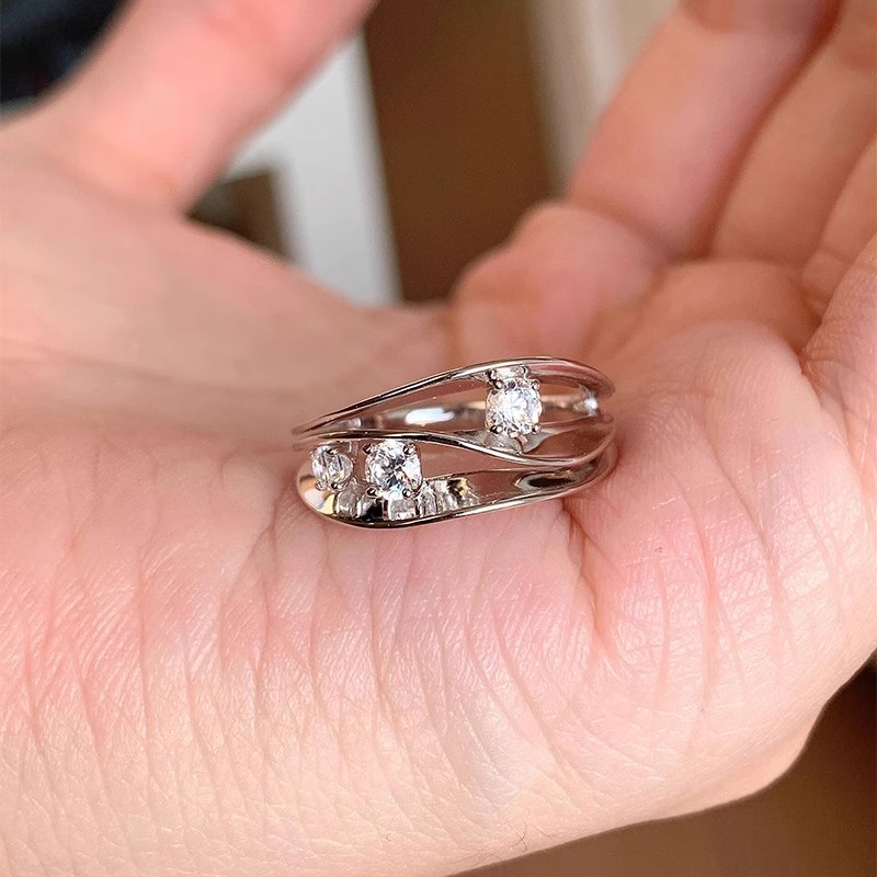 Designer Ring Galaxy Brilliance Silber Welle Mit Diamantbesatz_voghion.com