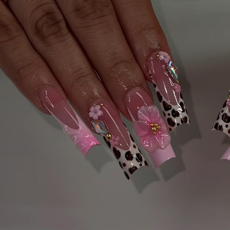 Cross-Border Hot-Selling Fashion Corrugated Nails Square Leopard Print Hot-Selling Long Cross-Border Flower White Edge Three-Dimensional Nail Drops