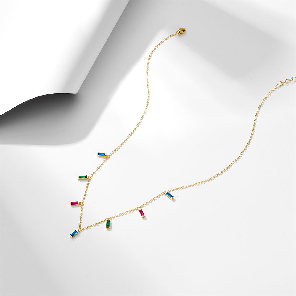 S925 plata esterlina geométrica pequeño arco iris cuadrado ZIRCON colgante collar femenino europeo y americano ins viento frío apilados clavícula cadena