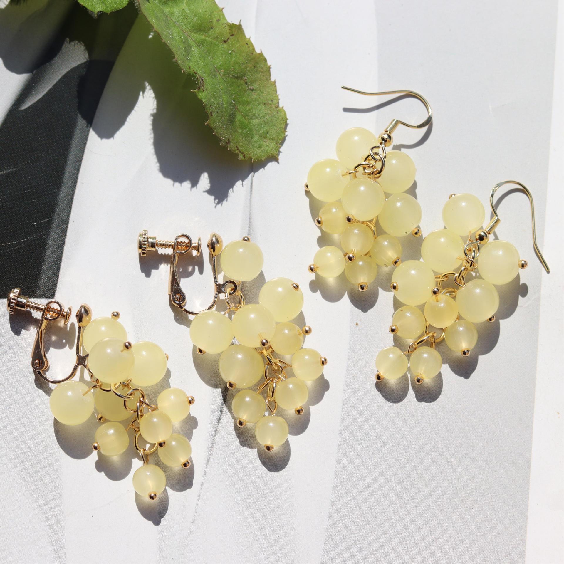 Cute fresh green earrings