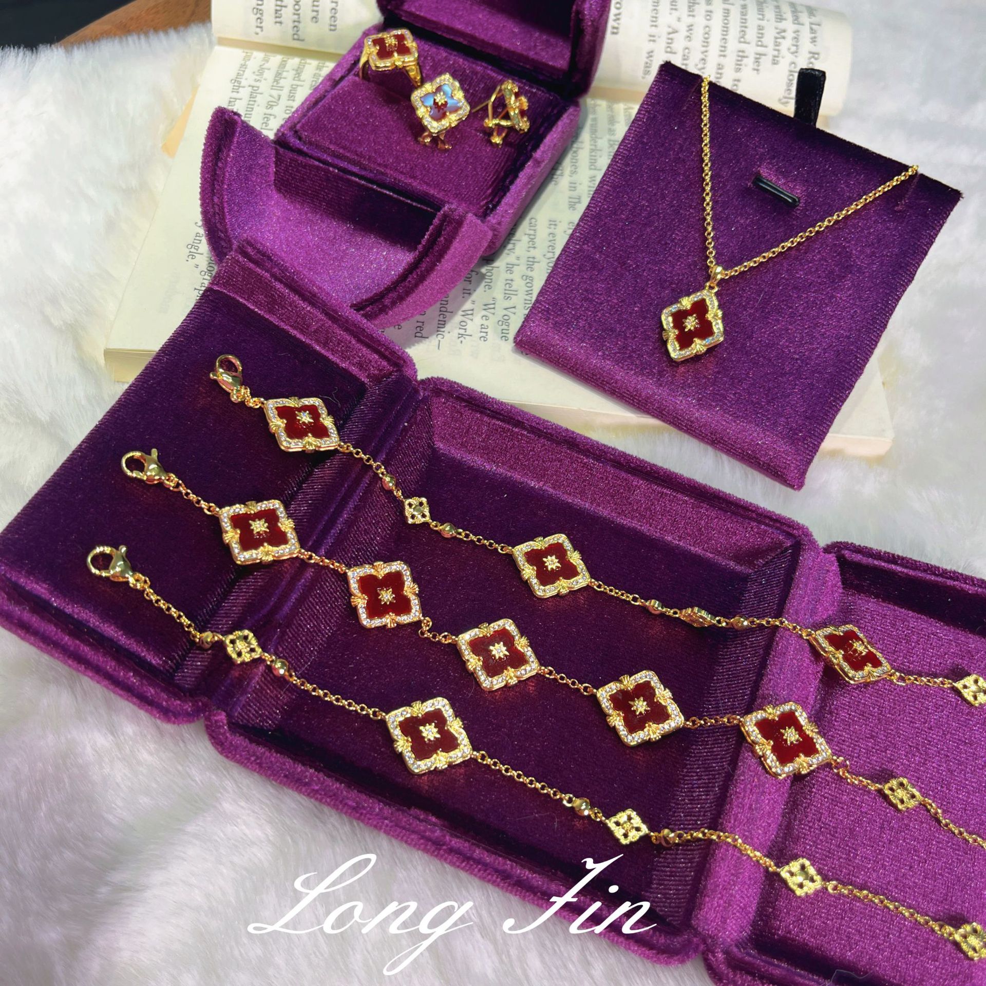 Italian Retro Palace Style Cloth Style Imitation Red Agate Suit Four-Leaf Clover Bracelet Necklace Ring Earrings