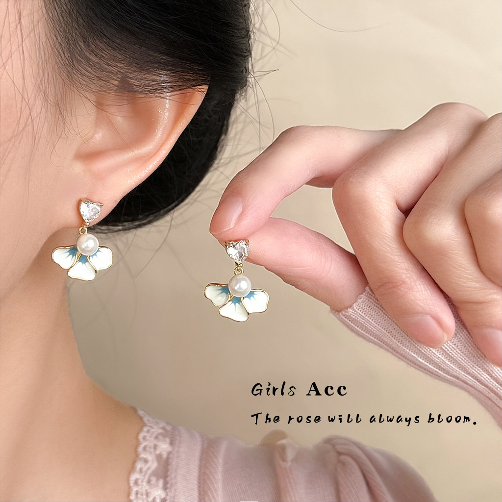 模特耳语_0004_耳语场景新水印 拷贝 3.jpg