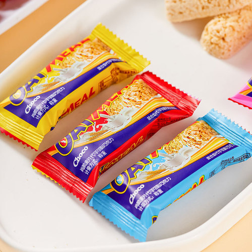 Oatmeal chocolate candy 500g milk oatmeal candy bar crisp candy whole box bulk wedding candy snack food delivery