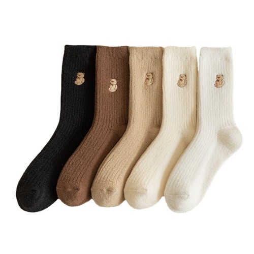 Women's Winter Mid-Tube Thickened Coffee-Colored Embroidered Bear Double-needle Japanese Warm and Velvet Postpartum Socks