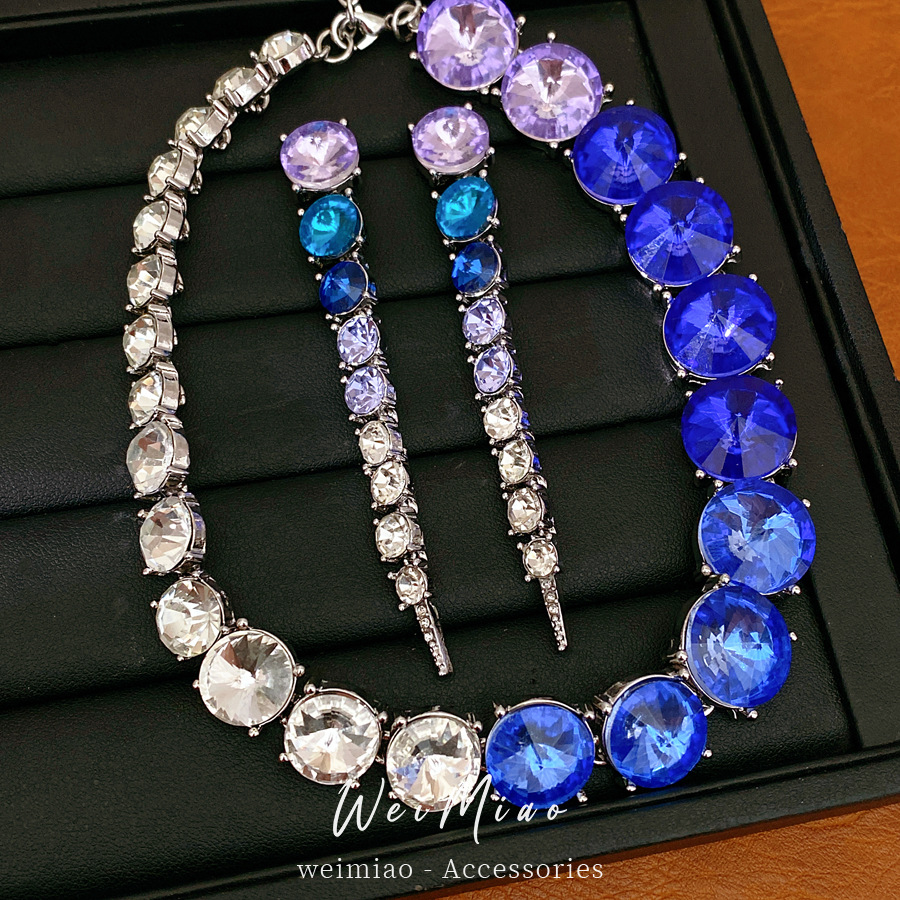 Collar ajustable de diamante redondo gradiente ligero de lujo nicho cadena de clavícula personalidad estilo de moda conjunto de joyería