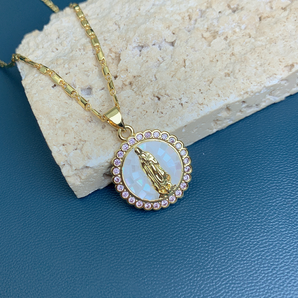 Fashion Portrait Copper Inlay Shell Zircon Pendant Necklace 1 Piece