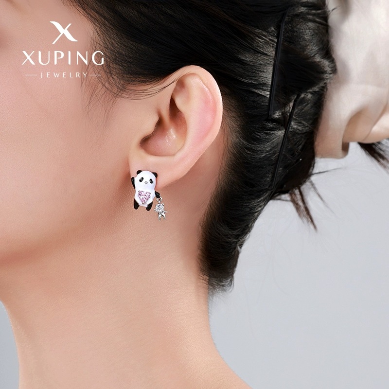 Xuping aleación de cobre recubierta de aceite blanco serie de pendientes panda incrustados de zircon colorido nicho de diseño de pendientes