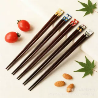日式可爱卡通筷子创意招财猫木质尖头筷实木餐具家用商用批发定制