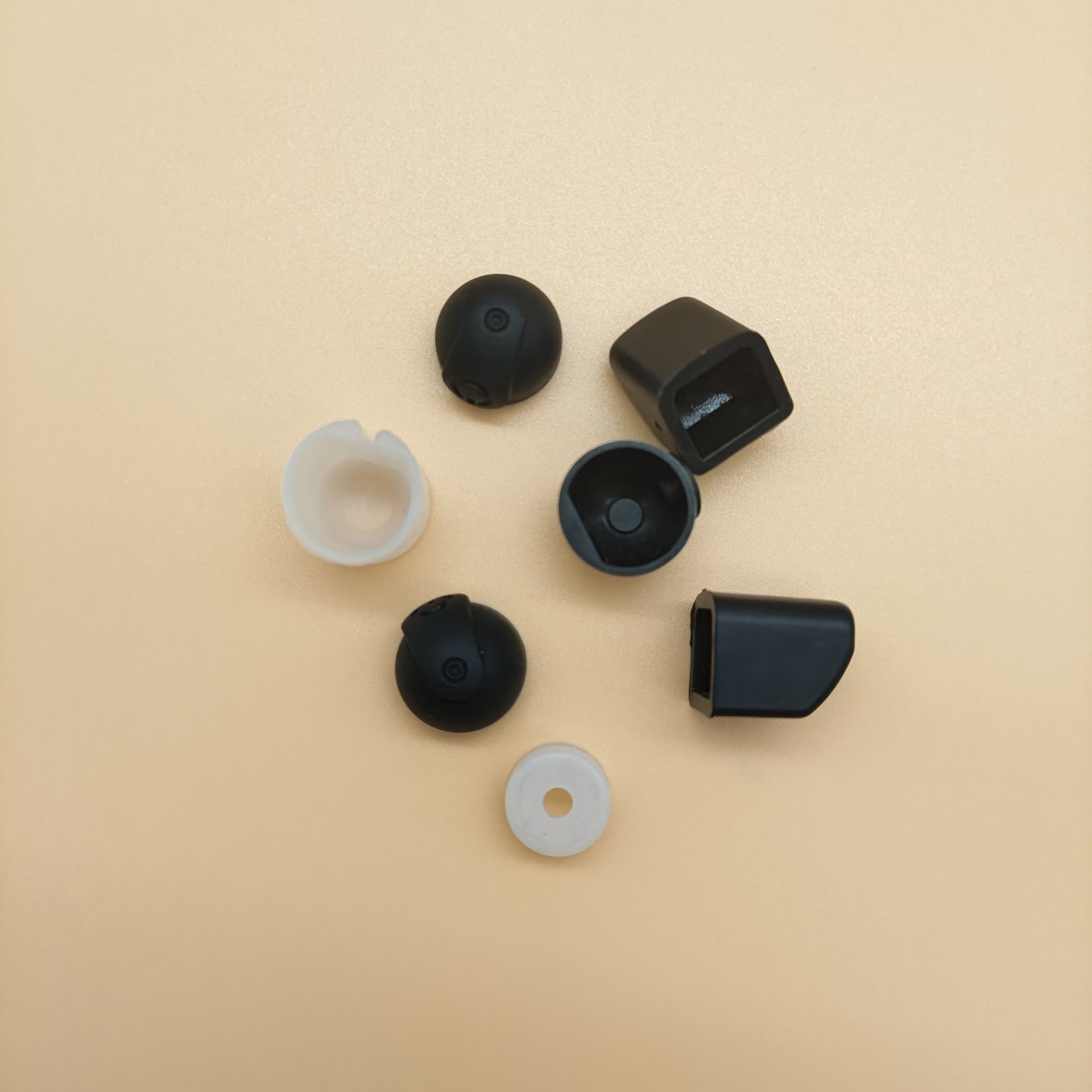 中山硅胶制品硅胶线套硅胶端子硅胶件硅胶制品硅胶密封帽端子套