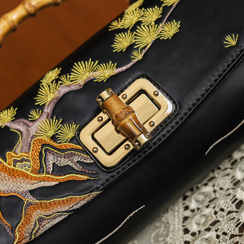 National style embroidered cheongsam leather antique handbag retro women's bag handmade Boston bag dinner republic style