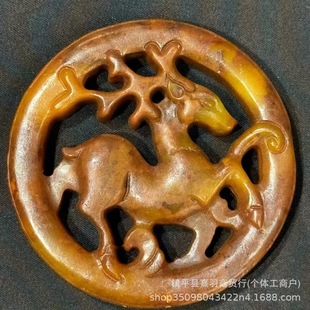 Bulk wholesale of antique Xiu jade, old hollow jade pendants, antique miscellaneous pieces, jade, jade bis, old jade dragon pendants live broadcast