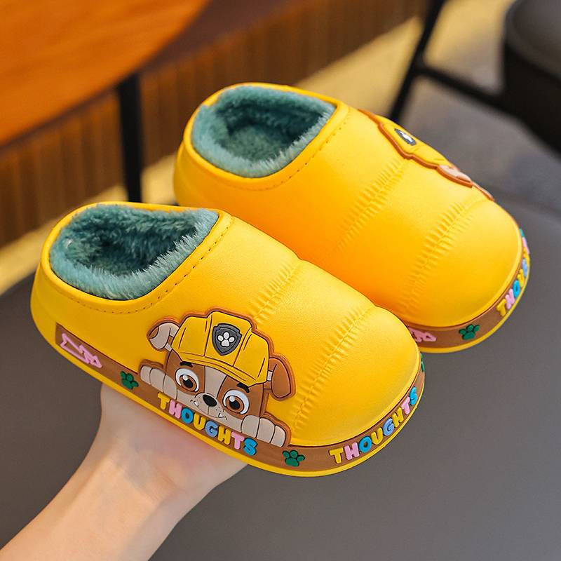 Paquetes de invierno para niños, zapatos de tacones de algodón para niños, niñas y niñas, zapatillas de algodón para niños calientes y impermeables.