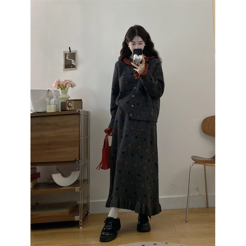 大码秋季新款胖MM韩系圆领针织上衣遮肚显瘦半身裙毛衣遮肉两件套|undefined
