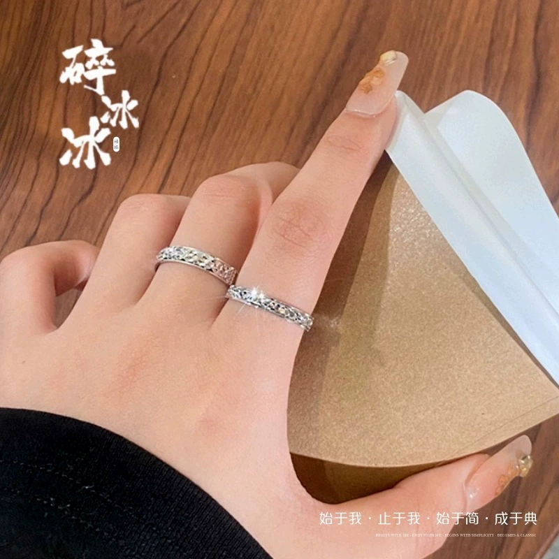 Small design fashionable ring, silver 925 sample, simple and elegant design