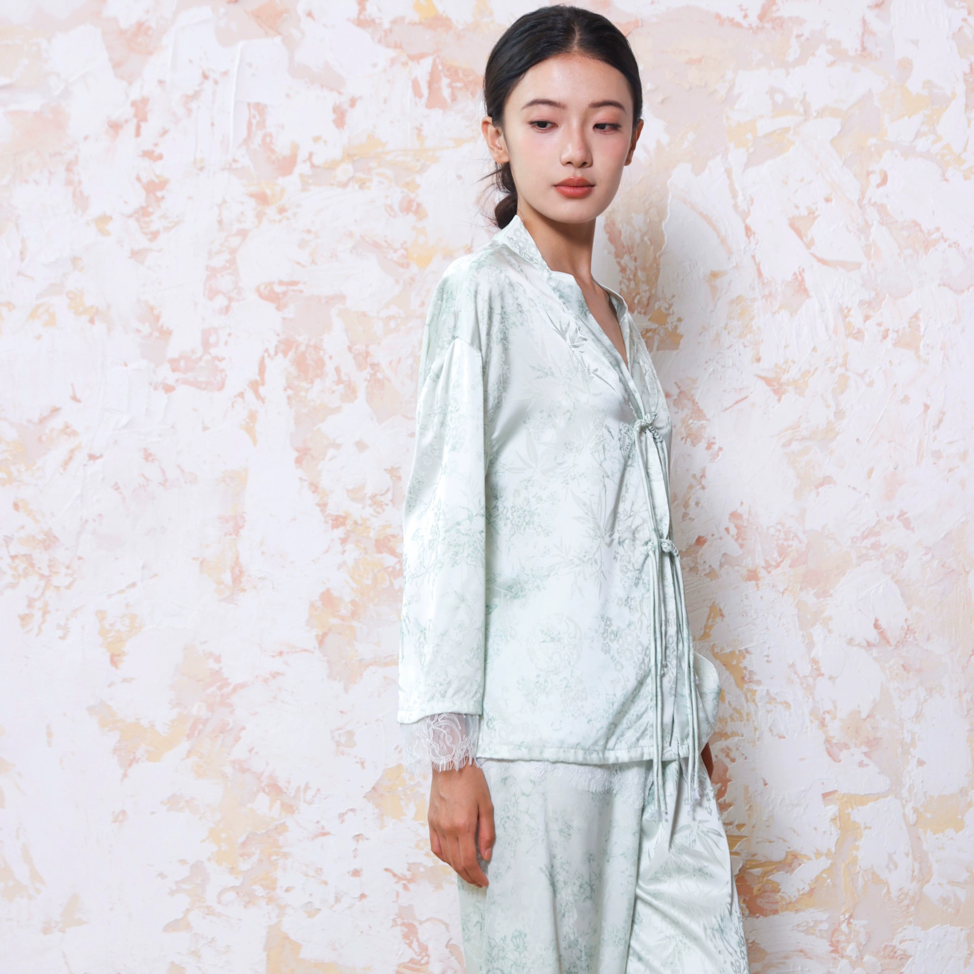 Новая пижама в китайском стиле, Национальная мода, Женский ледяной Шелковый цветок, Новый китайский стиль, пряжка, весна и лето, домашний костюм с длинным рукавом