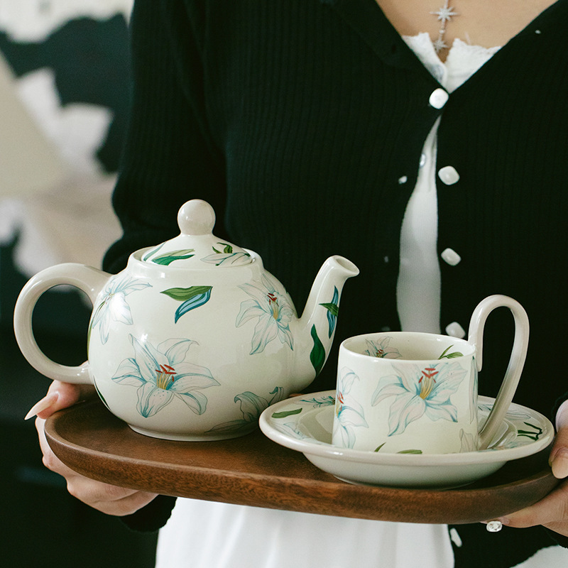 Trendy Bai Original Vintage Lily Flower Coffee Cup Gift Box suit Gift Lace Cup and Saucer Home High-end Afternoon Tea Trendy Bai Original Vintage Lily Flower Coffee Cup Gift Box suit Gift Lace Cup and Saucer Home High-end Afternoon Tea