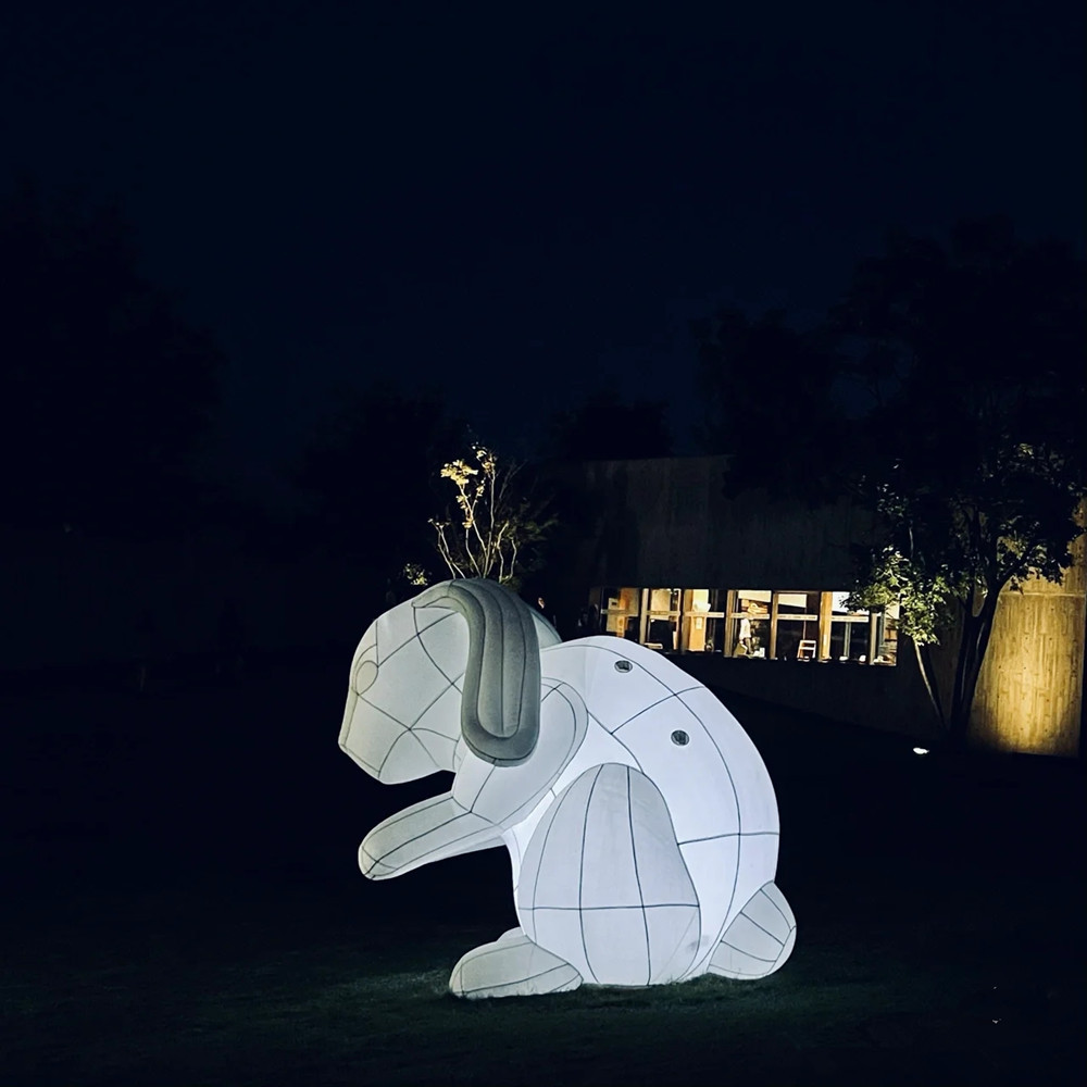 充气月球气模月兔卡通商场中秋主题发光兔子玉兔PVC悬挂月亮模型