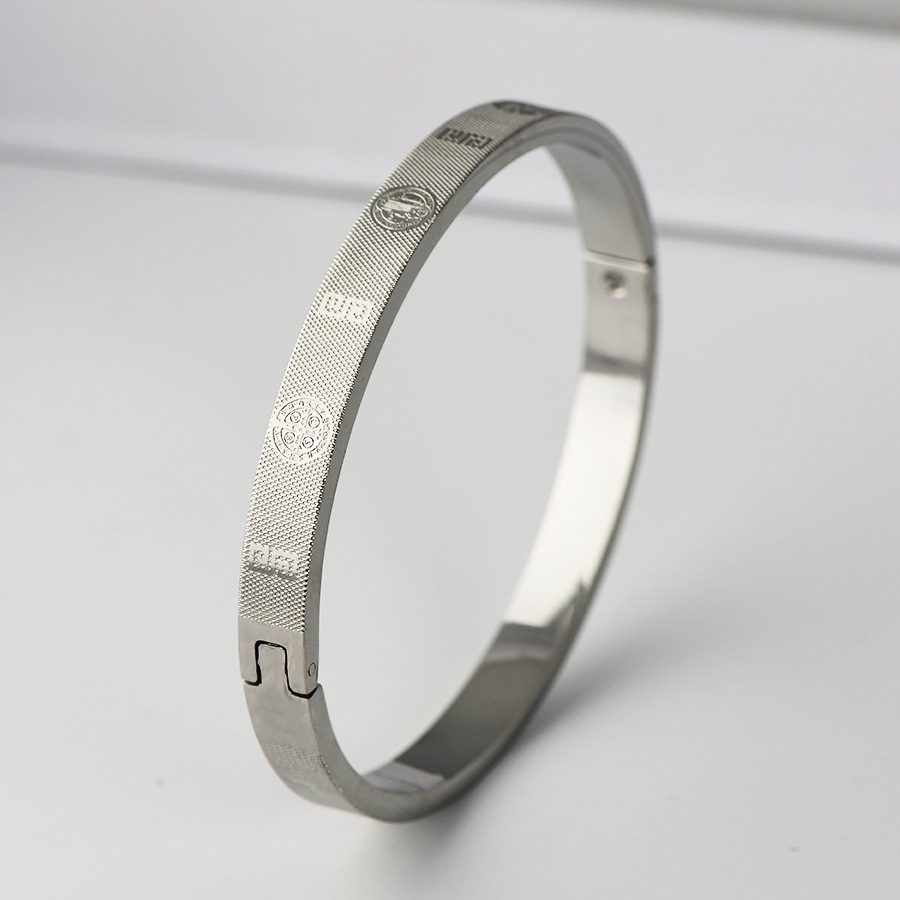 22g Weight Bangle Classification Titanium Steel Chain Material 1 Piece Quantity Holiday, Daily Occasion Titanium Steel Material Symbol Pattern Women's Gender Plating Design Retro Style Retro Symbol Titanium Steel Bangle In Bulk 8