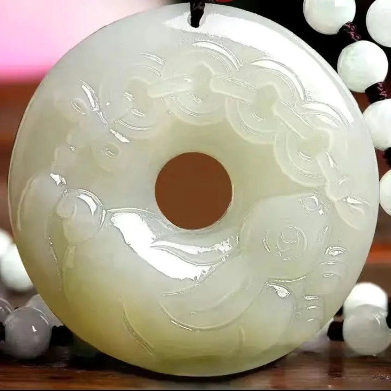 Mặt dây chuyền ngọc Hetian tự nhiên hình khóa an toàn 12 con giáp, đá tự nhiên Afghanistan — Cung hoàng đạo hổ, Ngựa hoàng đạo, Cung hoàng đạo bò, Lợn hoàng đạo chi tiết 5