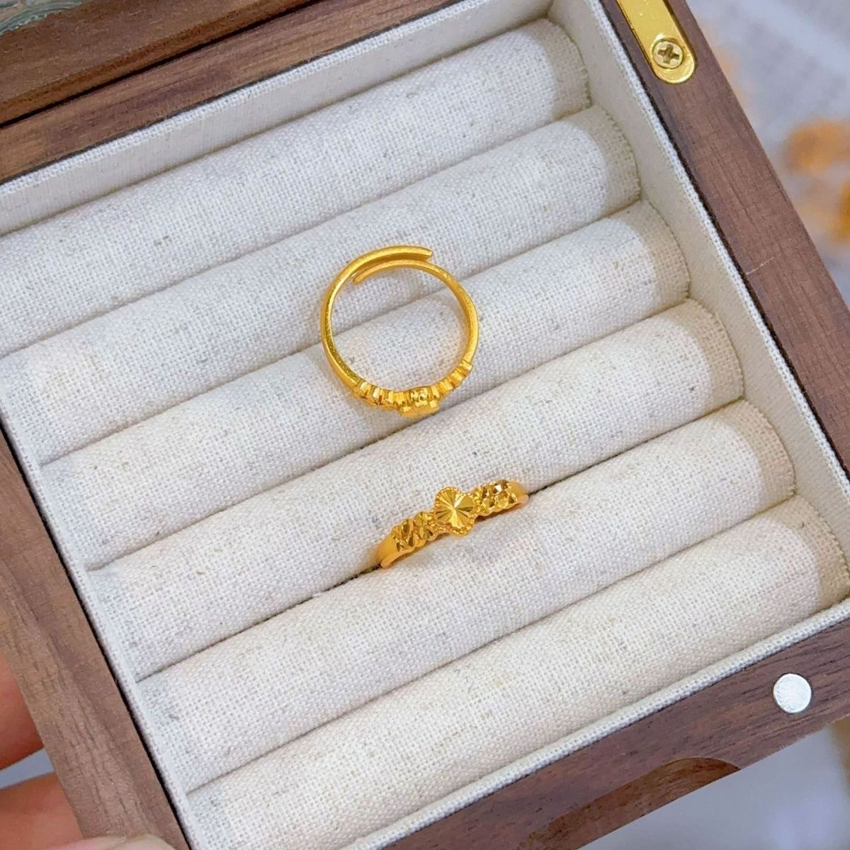 Glücksklee Ring Verstellbar Im Luxuriösen Design Für Damen_voghion.com