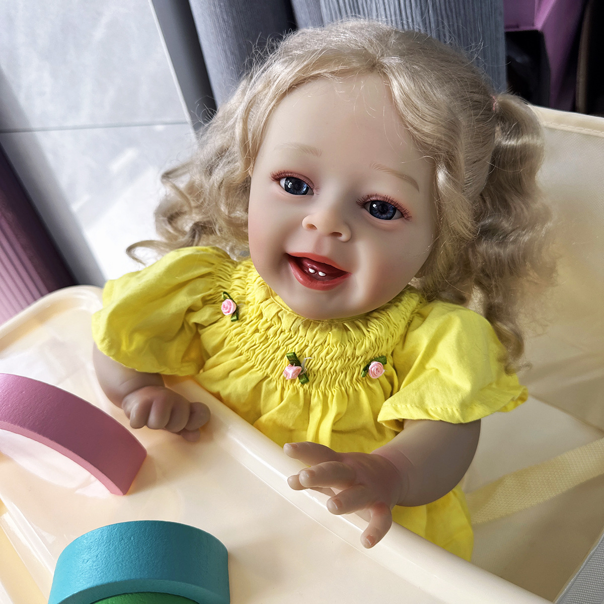 20 pulgadas vestido amarillo Yannik simulación muñeca renacida 3D pintado suministro transfronterizo una pieza de venta