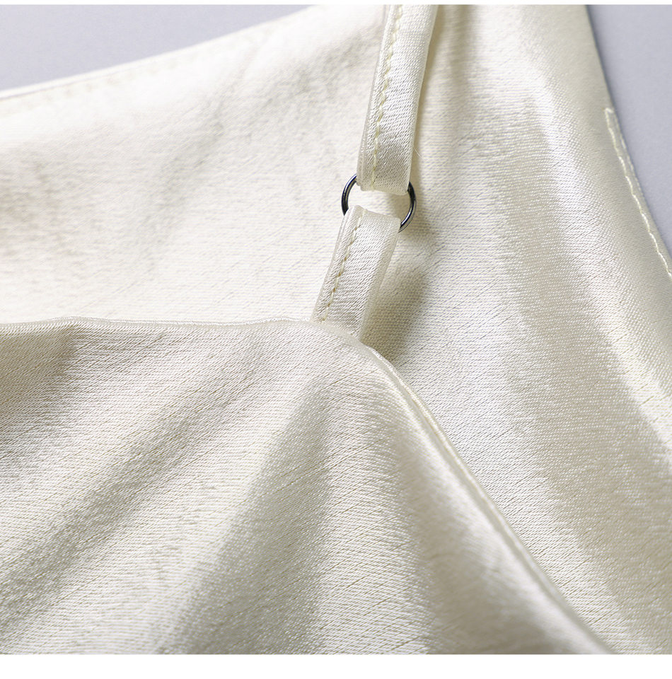 Đầm maxi nữ satin dáng suông, cổ yếm dây mảnh, thiết kế xéo cạnh — màu đen chi tiết 30