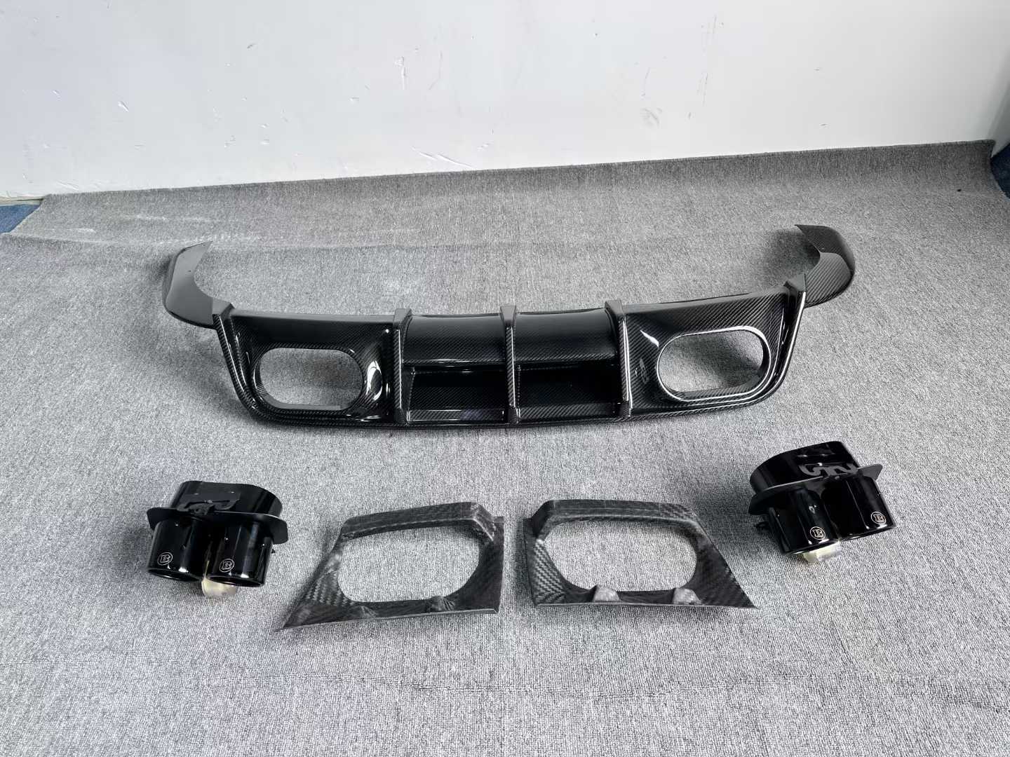 Suitable for Porsche 911 992 Turbo S, dry carbon fiber kit, high-quality and high-hardness dry carbon fiber set