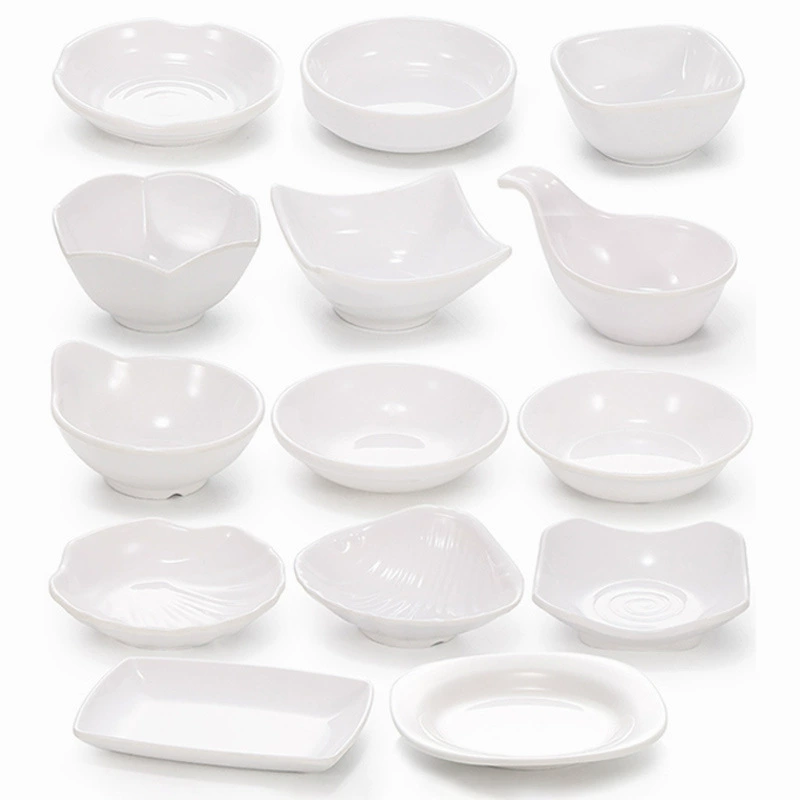 Фарфоровая меламиновая антиизмельчающая тарелка в коммерческом ресторане