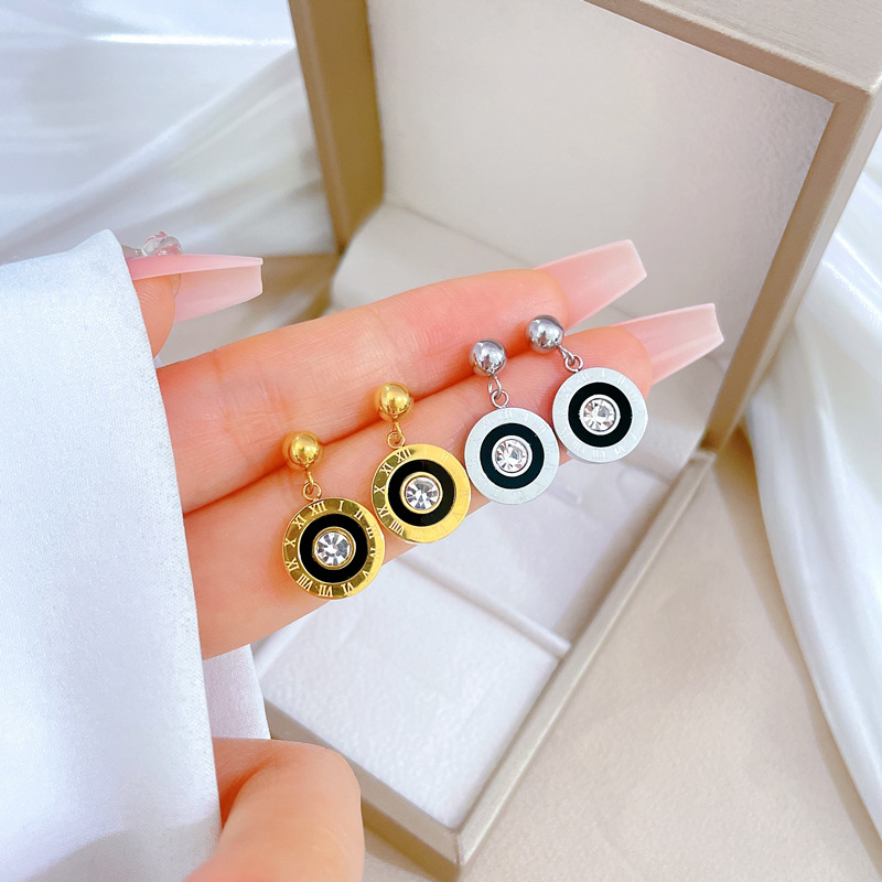 1 Pair Retro Classic Style Streetwear Round Plating Inlay Titanium Steel Zircon Drop Earrings display picture 3