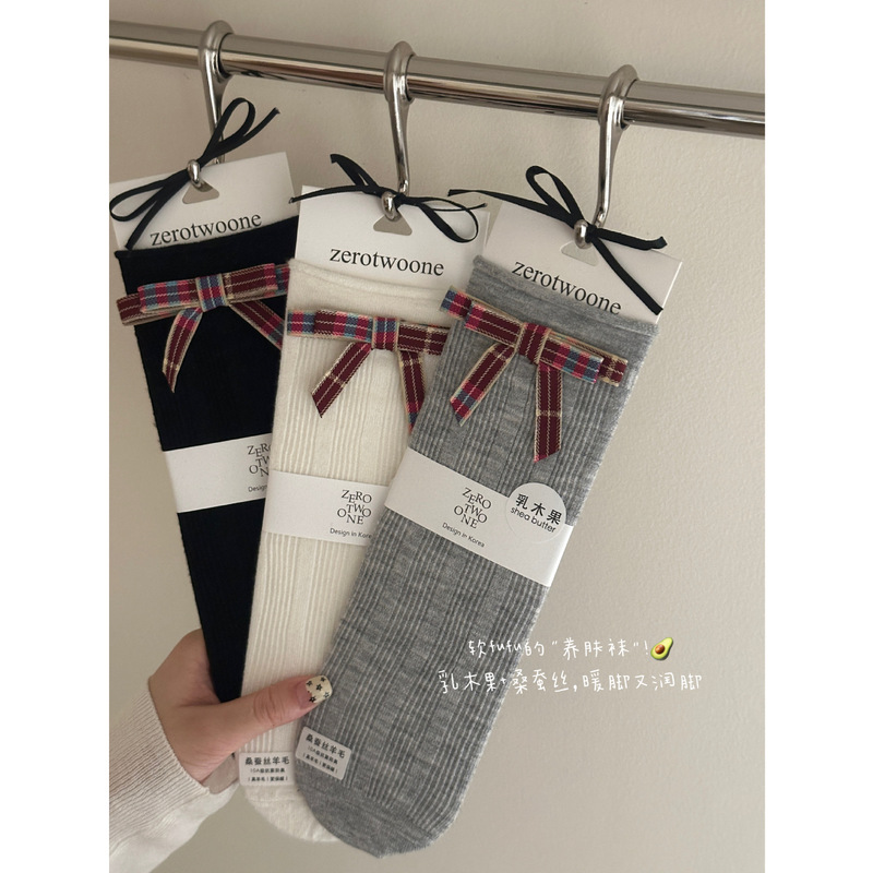 Bow-Knot Pile Socks, Autumn and Winter Rolled Edge Warm Korean Style New Wool Mid-Calf Socks for Women, Autumn and Winter Knitted Socks Wholesale Bow-Knot Pile Socks, Autumn and Winter Rolled Edge Warm Korean Style New Wool Mid-Calf Socks for Women, Autumn and Winter Knitted Socks Wholesale