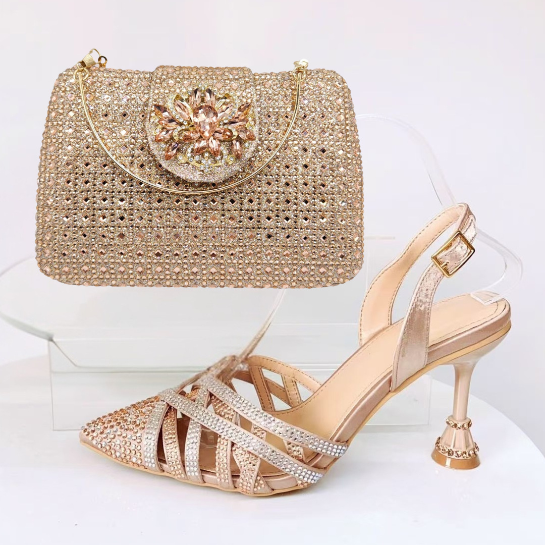 Selección estricta de zapatos de diseño italiano, nuevas sandalias de tacón alto, banquete de boda, zapatos de mujer de diamante de punta