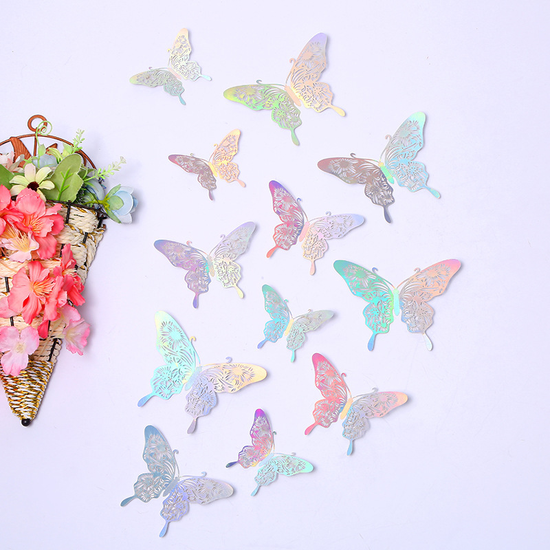 La mariposa R deslumbra 12 colores