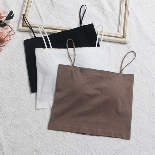 Real shot of Guangzhou women's clothing wholesale, beautiful back camisole with breast pads, tube top, short sleeveless top 1803