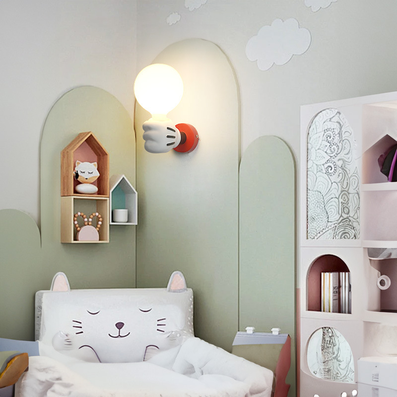 Personalidad encantadora creativa transfronteriza simple dibujos animados cálida lámpara de pared dormitorio Mickey decoración de lámpara de pared para niños
