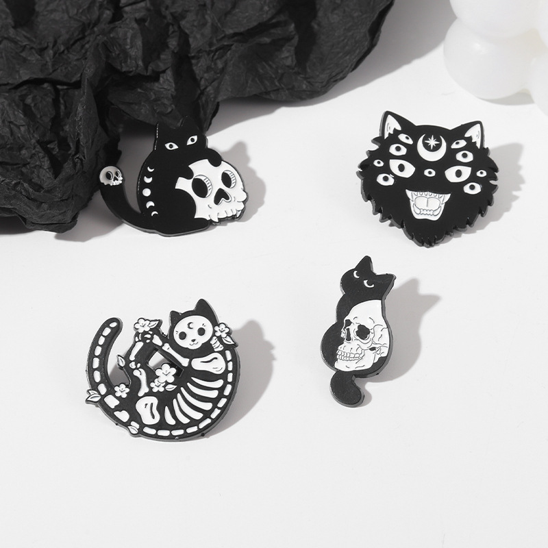 Cartoon Style Cat Skull Alloy Stoving Varnish Metal Brooches display picture 7