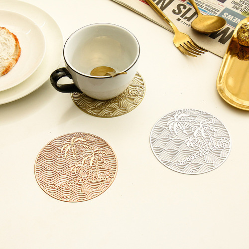 Creative Engraved Coconut Tree Cup Mat, Restaurant Display Room Cup Mat, Gold-foil PVC Cup Mat, Cross-border Wholesale Supply