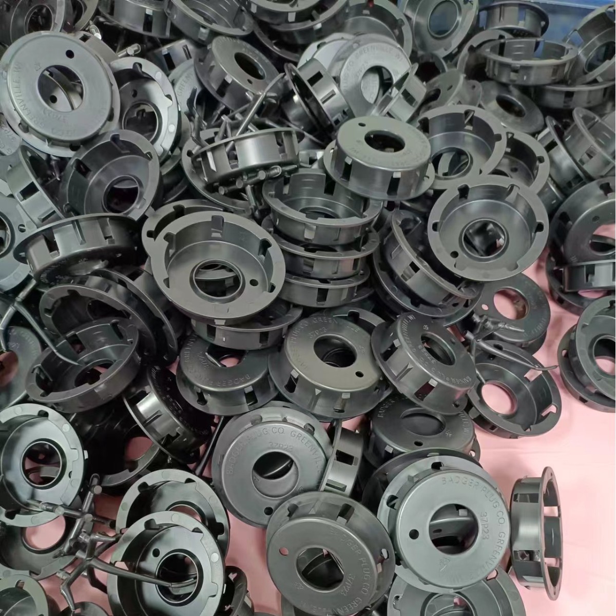 东莞塑料模具制作塑胶堵头模具加工塑料管塞卡扣注塑生产成型