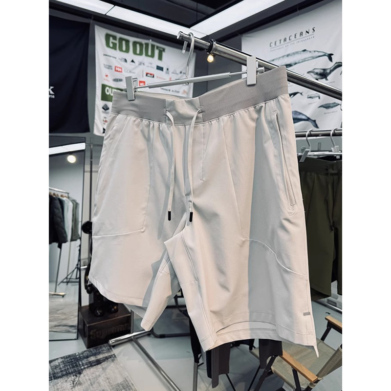 ライトグレーの速乾性スポーツショーツメンズ夏薄手クール通気性5点パンツアウトドアランニングストレートミッドパンツ|undefined