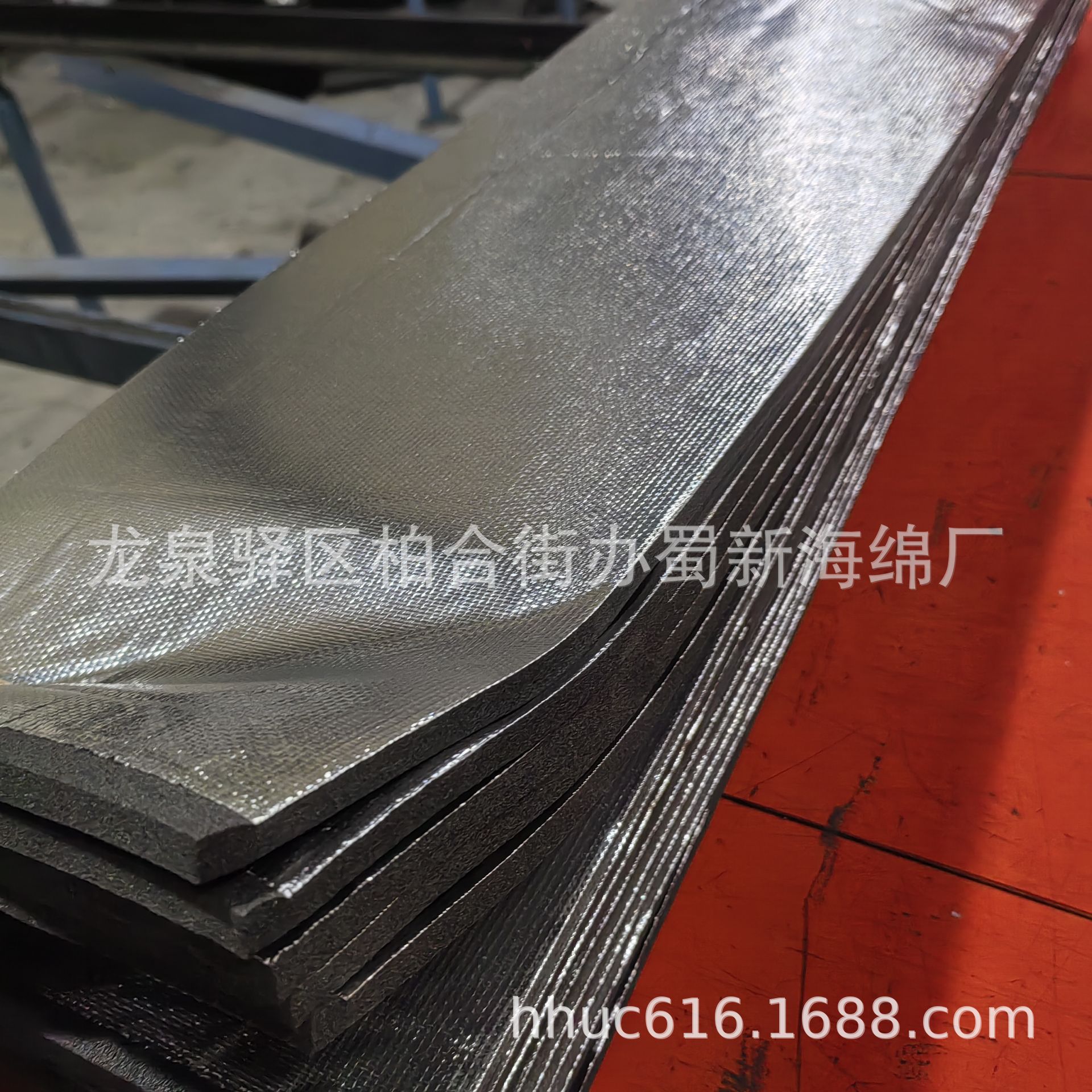 供应高密度防火隔音泡棉/铝箔隔热橡塑海绵/铝膜隔热阻燃海绵