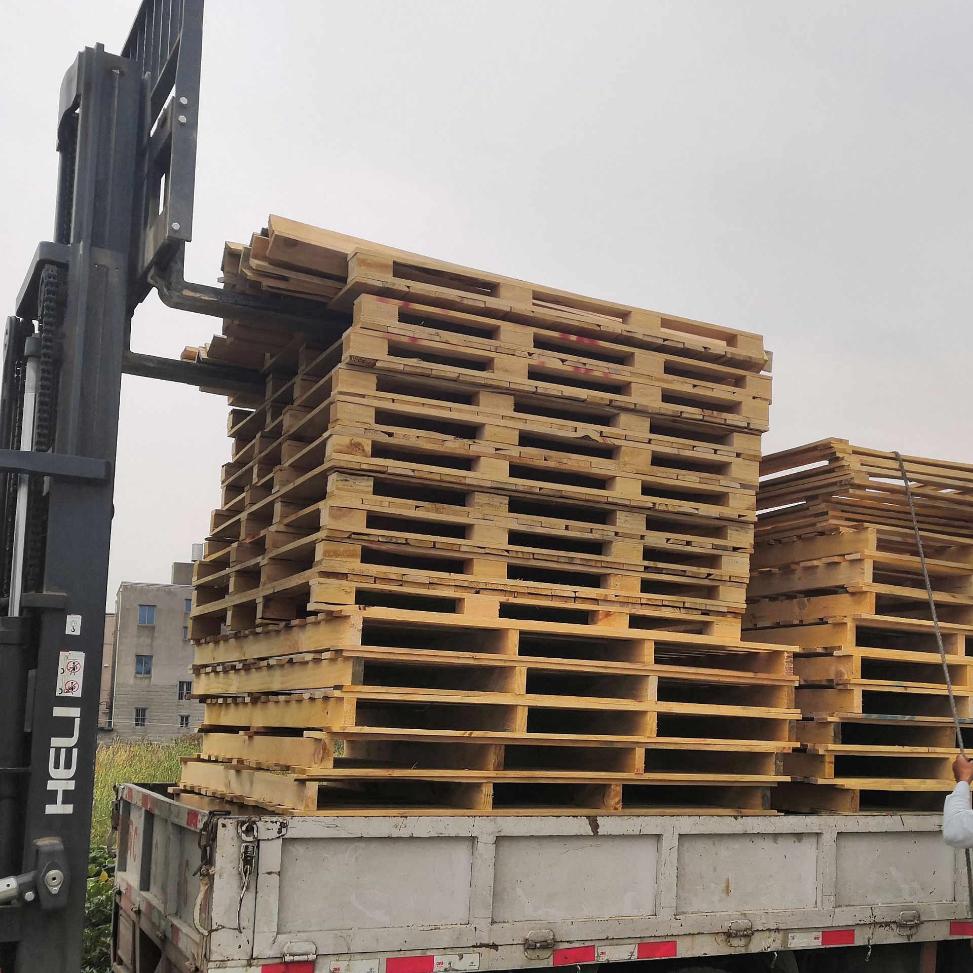 木托盘卡板栈板 出口熏蒸热处理 EPE缓冲栈板惠安台商泉港惠东