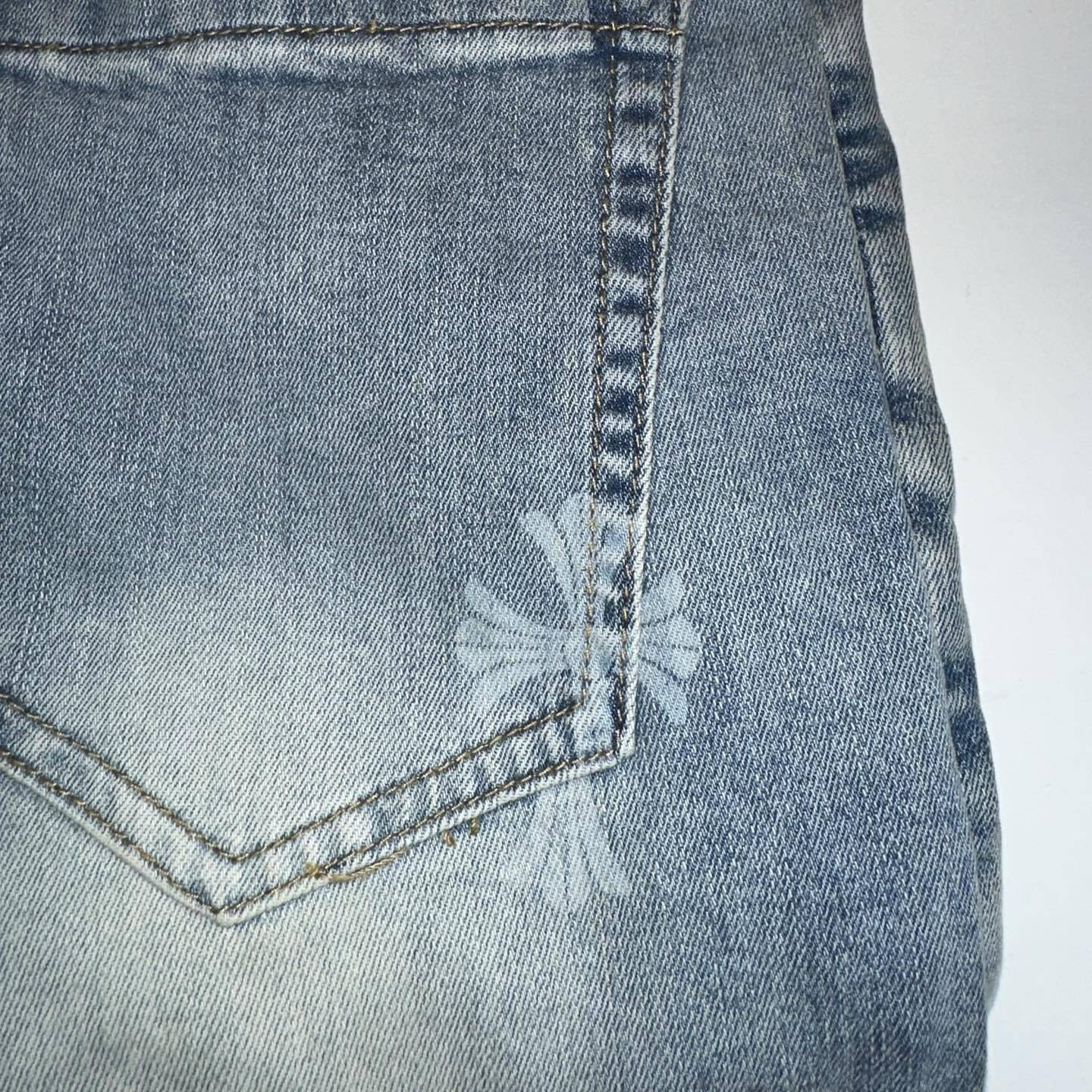 Nuevos productos vaqueros europeos de alta gama para hombres Four Seasons Cross Stereo Print Slim Slim Elástico Lavado Pantalones rectos pequeños